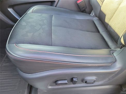 Used 2021 Nissan Titan PRO-4X w/ Pro-4x Utility Package image 16