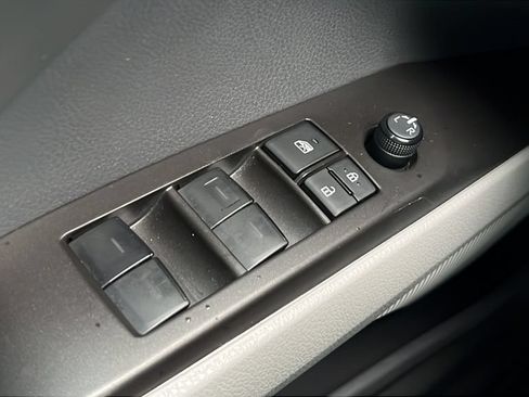 Used 2024 Toyota Camry LE FWD image 18