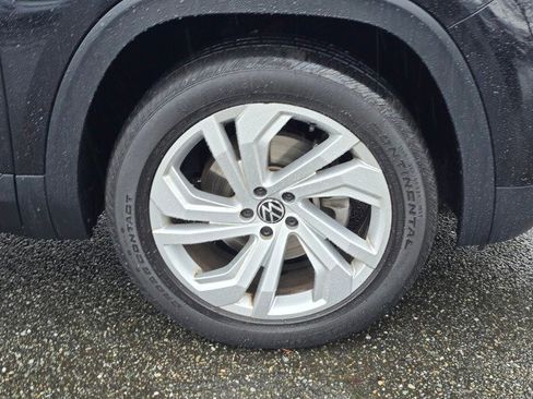 Used 2020 Volkswagen Atlas Cross Sport SEL image 9