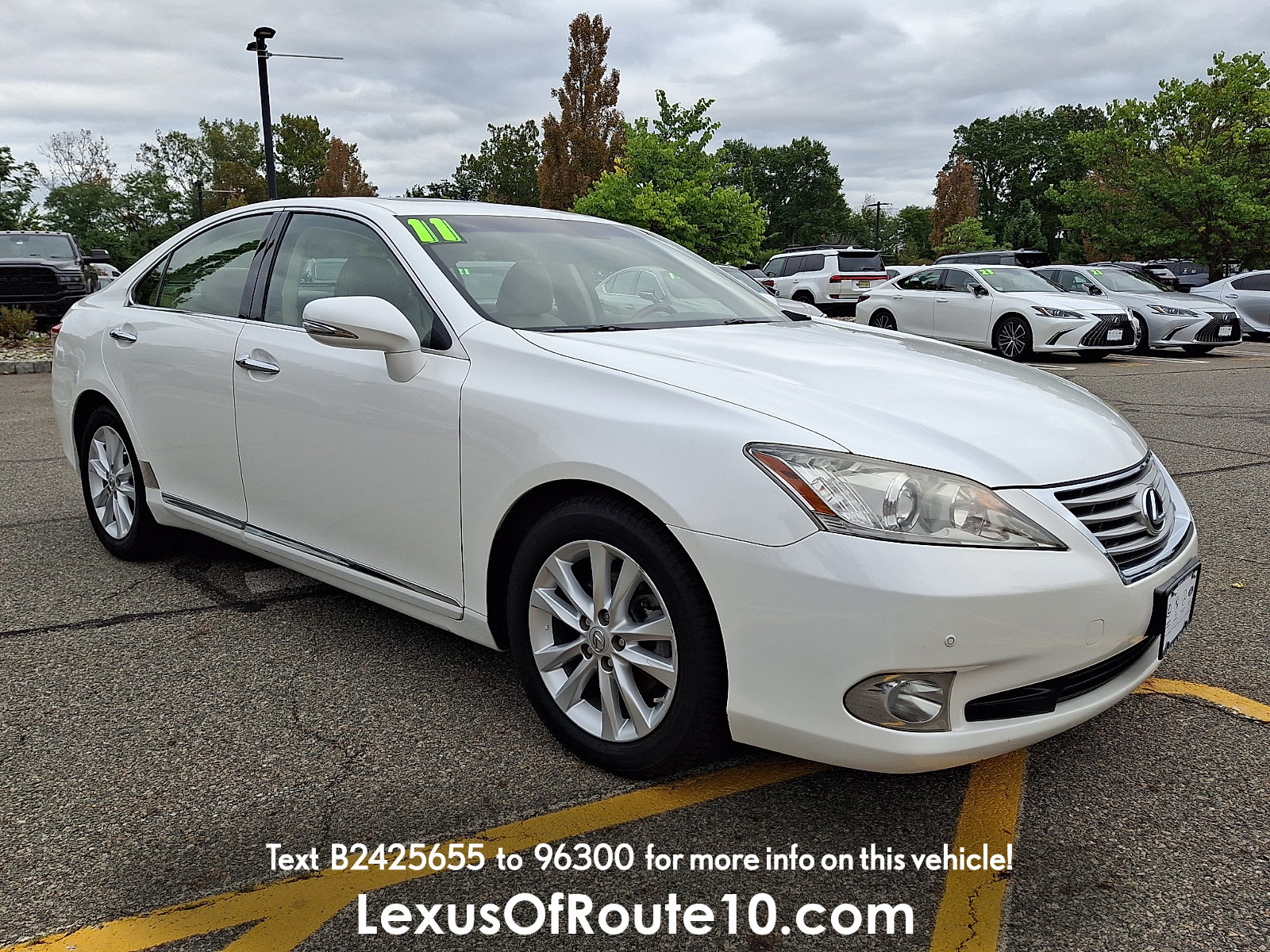Used 2011 Lexus ES 350 FWD image 1