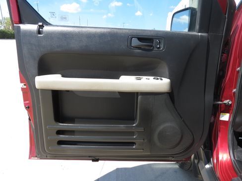 Used 2008 Honda Element LX image 21