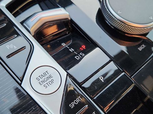 Certified 2024 BMW X5 xDrive40i w/ M Sport Package image 14