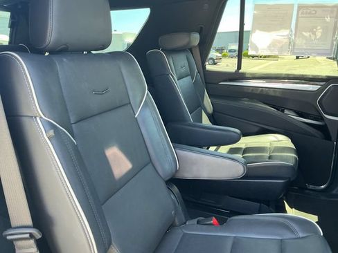 Used 2025 Cadillac Escalade Sport w/ LPO, ONYX Package AWD/4WD image 25