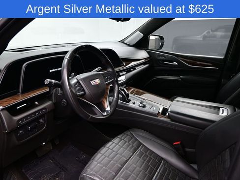 Used 2023 Cadillac Escalade ESV Sport Platinum w/ LPO, ONYX Package AWD/4WD image 8
