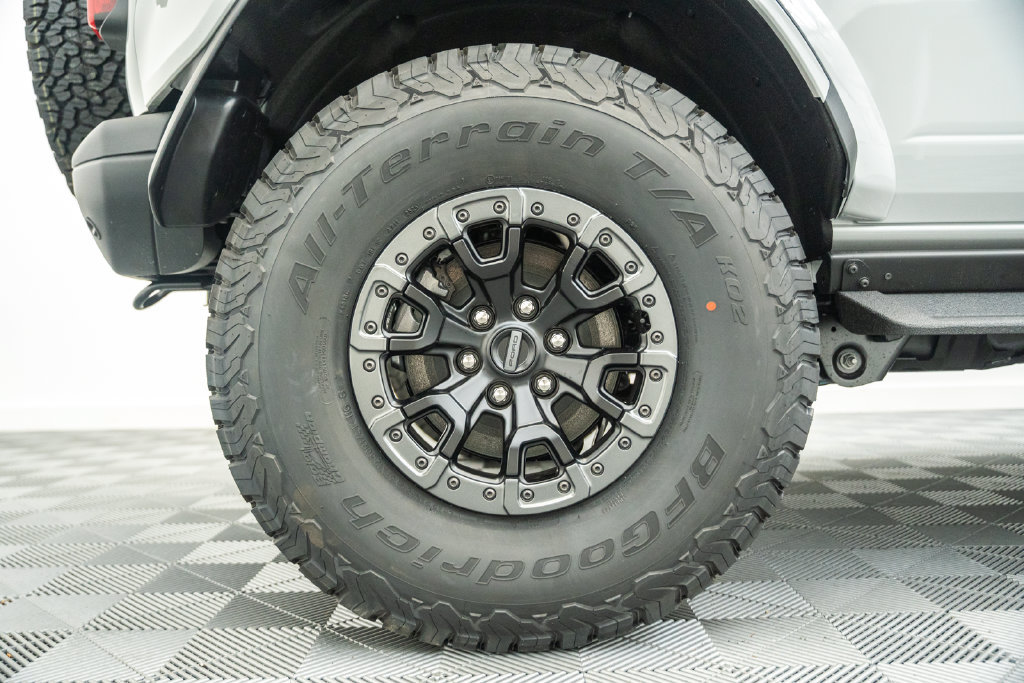 New 2026 Ford Bronco Raptor w/ Interior Carbon Fiber Pack AWD/4WD image 25