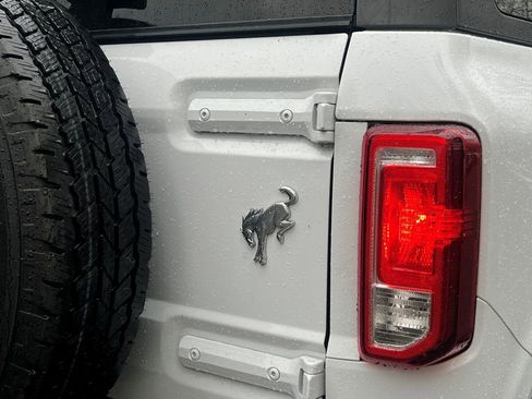 Used 2024 Ford Bronco Big Bend image 28