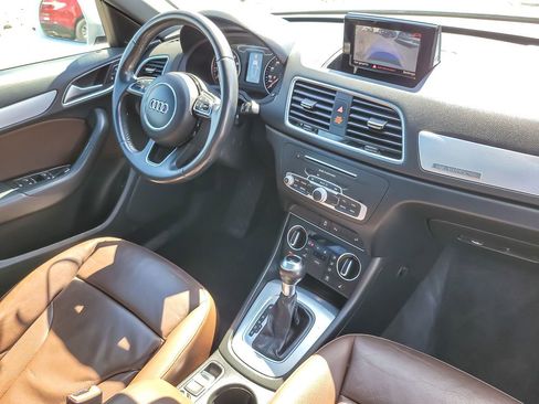 Used 2018 Audi Q3 2.0T Premium w/ Convenience Package image 22