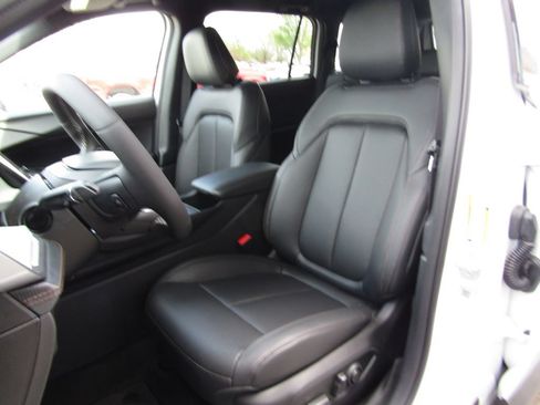 New 2026 Jeep Cherokee Limited AWD/4WD image 21