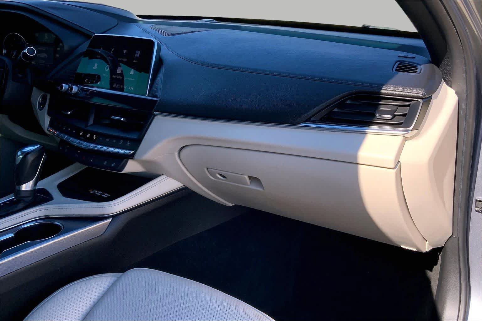 Used 2022 Cadillac CT4 Premium Luxury w/ Climate Package RWD image 19