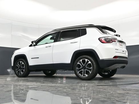 Used 2022 Jeep Compass Limited AWD/4WD image 65