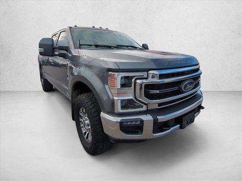 Used 2022 Ford F350 Lariat w/ Lariat Ultimate Package image 3
