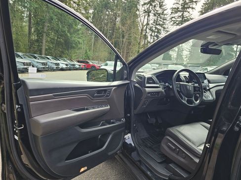 Used 2018 Honda Odyssey EX-L image 22