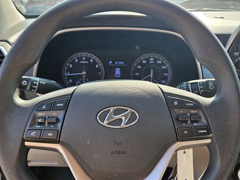 Used 2019 Hyundai Tucson SE w/ Cargo Package image 20