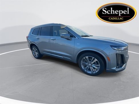 Certified 2024 Cadillac XT6 Premium Luxury image 2