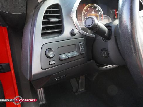 Used 2014 Chevrolet Corvette Stingray Convertible w/ 3LT Preferred Equipment Group image 32