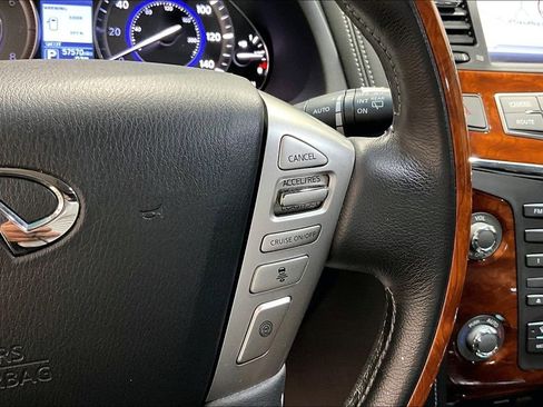 Used 2017 INFINITI QX80 4WD w/ Deluxe Technology Package image 18