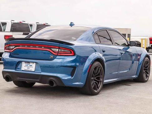 Used 2022 Dodge Charger Scat Pack RWD image 4