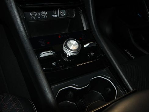 Used 2023 Jeep Grand Cherokee L Summit w/ Advanced Protech Group IV AWD/4WD image 17