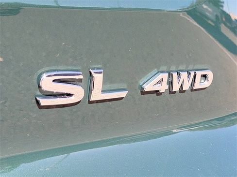 Certified 2024 Nissan Pathfinder SL image 31