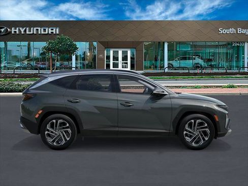 New 2026 Hyundai Tucson Limited image 7