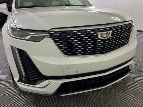 Certified 2023 Cadillac XT6 Premium Luxury image 8