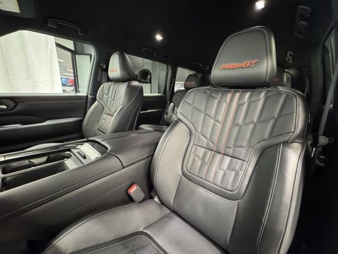 Certified 2025 Nissan Armada PRO-4X image 21