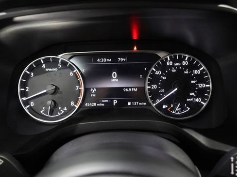 Certified 2024 Nissan Rogue SV AWD/4WD image 17