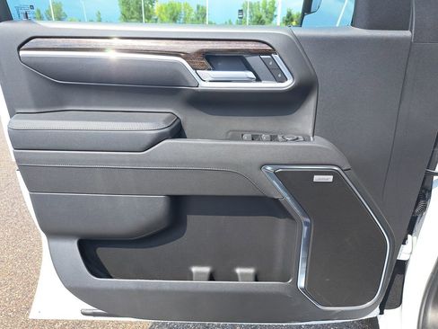 New 2026 GMC Sierra 1500 Elevation image 26