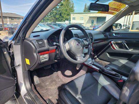 Used 2008 Subaru Outback 2.5i Limited AWD/4WD image 11