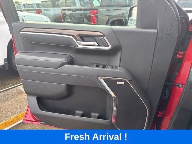 Used 2025 Chevrolet Silverado 1500 RST w/ Convenience Package II RWD image 11
