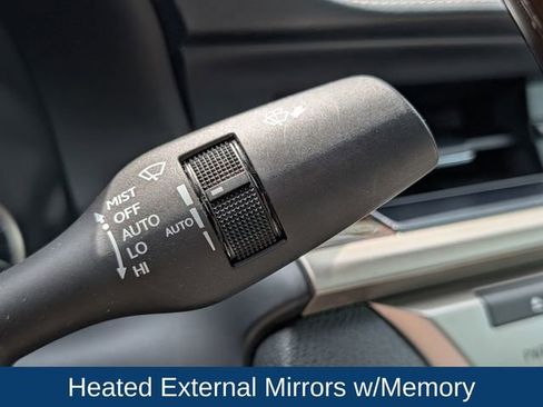Used 2017 Lexus ES 350 FWD image 23