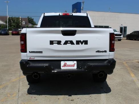 New 2026 RAM 1500 Laramie AWD/4WD image 4