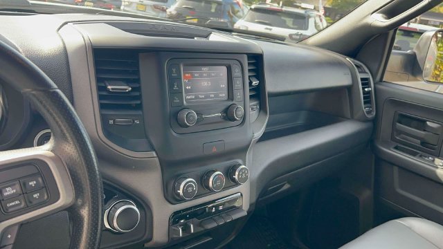 Used 2022 RAM 2500 Tradesman w/ Chrome Appearance Group AWD/4WD image 28