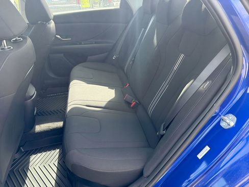 New 2026 Hyundai Elantra Hybrid FWD image 22