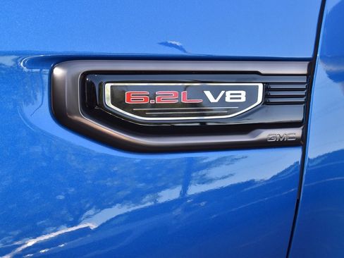 Used 2024 GMC Sierra 1500 AT4X image 43