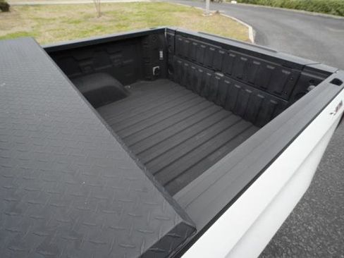 Used 2023 GMC Sierra 1500 SLT w/ SLT Premium Package image 15