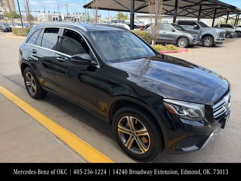 Used 2017 Mercedes-Benz GLC 300 image 3