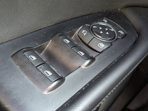 Used 2023 Lincoln Nautilus Reserve image 21