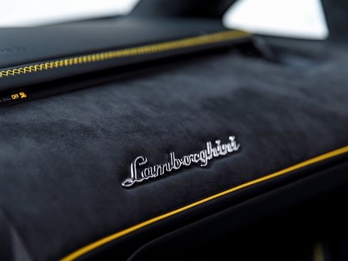 Used 2017 Lamborghini Centenario LP 770-4 image 11