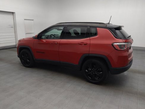 Used 2019 Jeep Compass Latitude FWD image 3