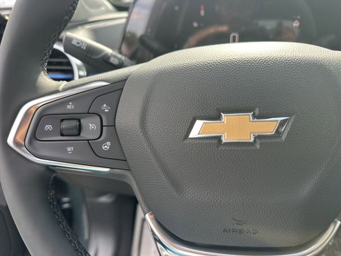 New 2026 Chevrolet Trax LT w/ LT Convenience Package FWD image 26