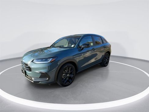 New 2025 Honda HR-V Sport image 4