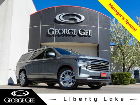 Used 2024 Chevrolet Suburban High Country AWD/4WD image 1