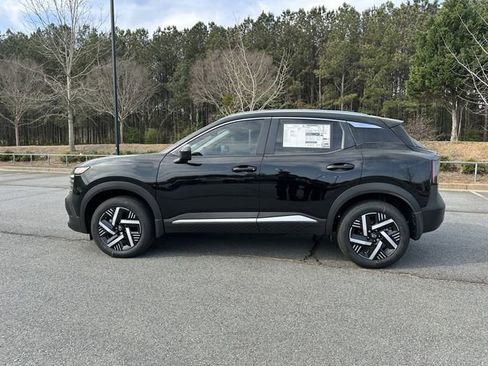 New 2026 Nissan Kicks SV FWD image 6