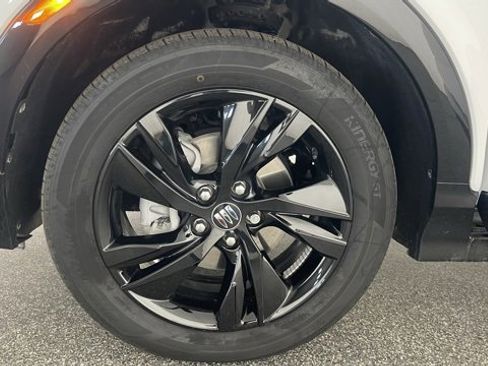 Used 2024 Buick Encore GX Sport Touring image 47