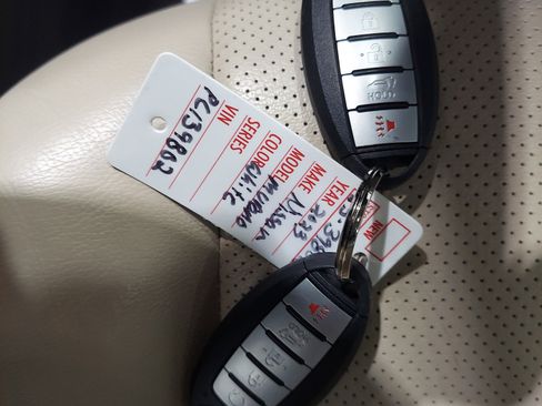 Used 2023 Nissan Murano SL AWD/4WD image 18