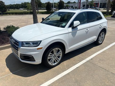 Used 2018 Audi Q5 Prestige w/ Prestige Package AWD/4WD image 1
