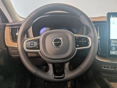 Used 2026 Volvo XC60 B5 Plus w/ Climate Package AWD/4WD image 15