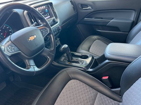 Used 2018 Chevrolet Colorado Z71 AWD/4WD image 7