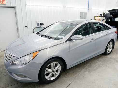 Used 2012 Hyundai Sonata Limited FWD image 7